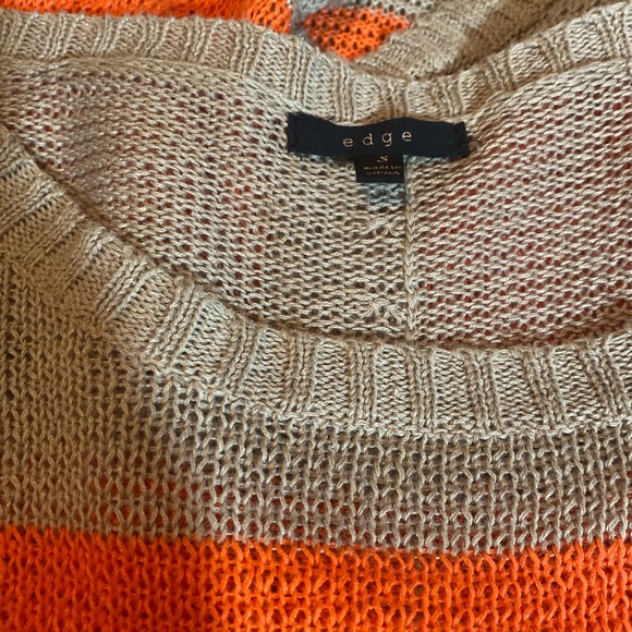 Sweater - Picture 5 of 6